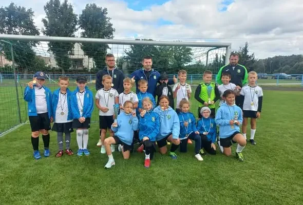 Młodzieżowe drużyny z Godzianowa rywalizowały w turnieju LAKTOZA CUP