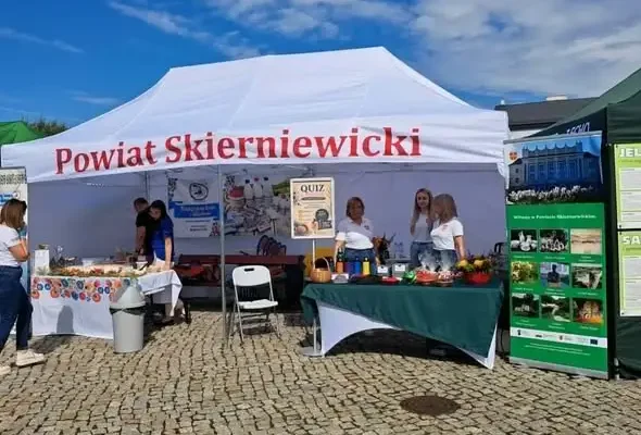 Powiat Skierniewicki zaprezentował się na Dożynkach Wojewódzkich w Łowiczu