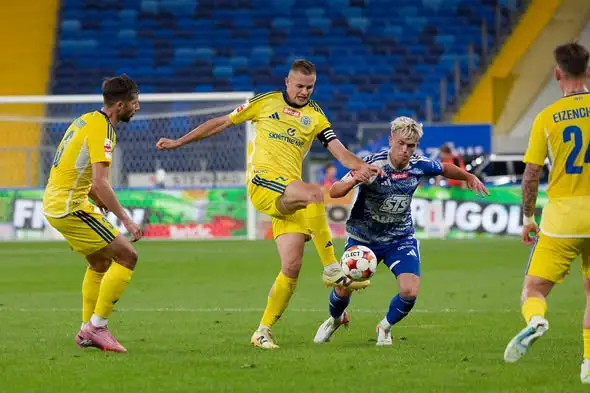 Podziękowania dla kibiców po meczu na Stadionie Śląskim i zapowiedź niedzielnego spotkania z Pogonią