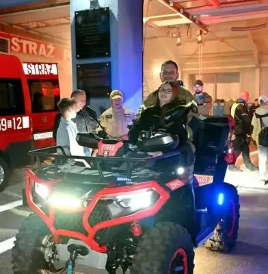 Nowy quad i bus w OSP Skierniewice – oficjalna prezentacja sprzętu
