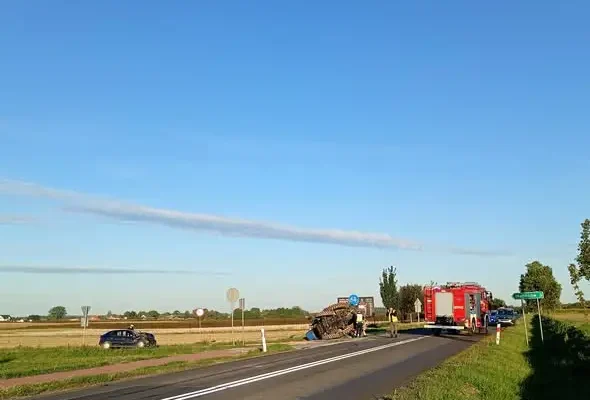 Wypadek w Nowej Trzciannie – interwencja służb