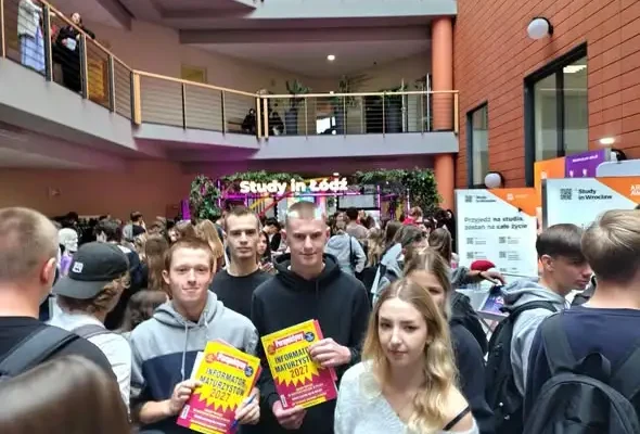Maturzyści z Bolimowa na Łódzkim Salonie Maturzystów