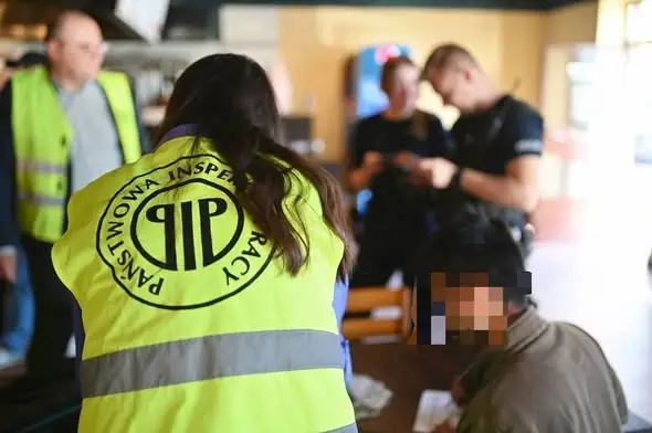 Skierniewice: kontrole PIP i policji w lokalach zatrudniających cudzoziemców