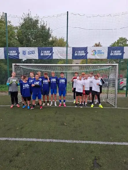Młodzi piłkarze z Woli Makowskiej awansowali do III etapu turnieju „Z Orlika na Stadion”
