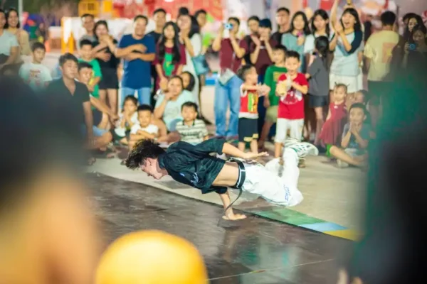 Breakdance z akrobatyką w Makowie – zapisy na dzisiejsze zajęcia